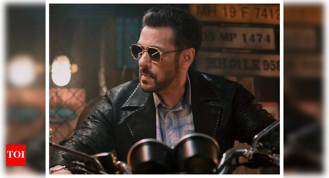 Salman Khan treats fans on Instagram with a dapper picture of himself; fans say ‘Bhaijaan on fire’ – See post | Hindi Movie News