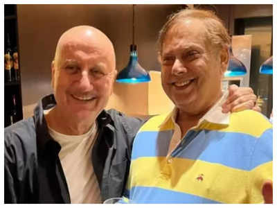 Watch: Anupam Kher visits David Dhawan's house, shares video reminiscing old days