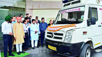 Gupta flags off mobile cancer screening vans for rural areas