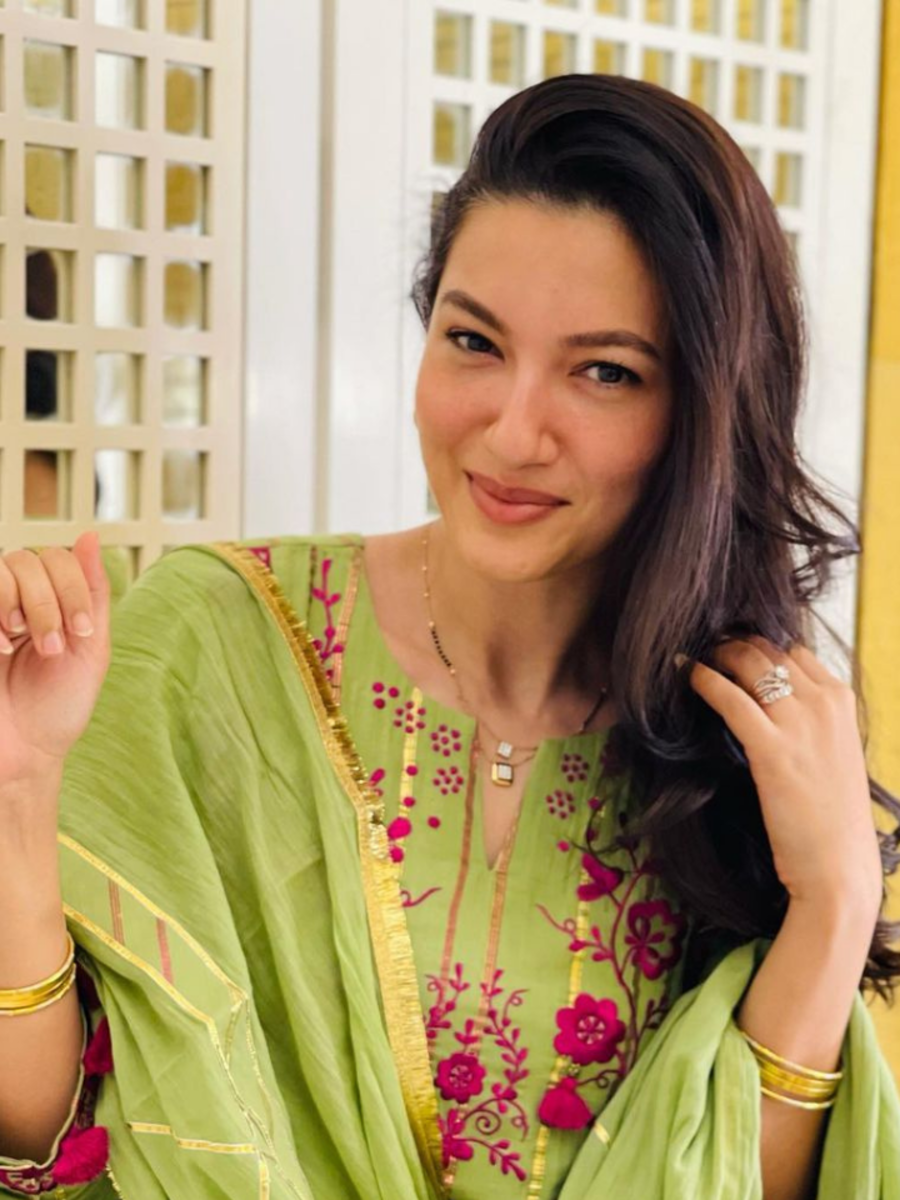 New Mom Gauahar Khan Sheds 10 Kg In 10 Days. More Post Partum Weight ...