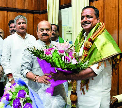 Amid cheers, UT Khader takes over as Karnataka assembly speaker