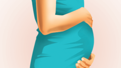 Woman (30) beats breast cancer during pregnancy