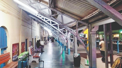 Passengers ‘sweat it out’ on Thanjavur station’s platforms