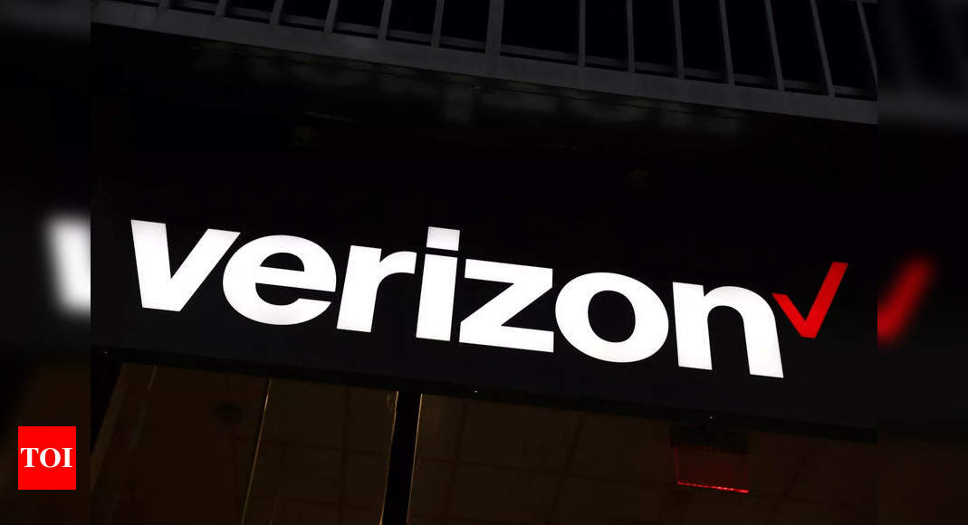 Verizon reportedly notifies customer service employees about