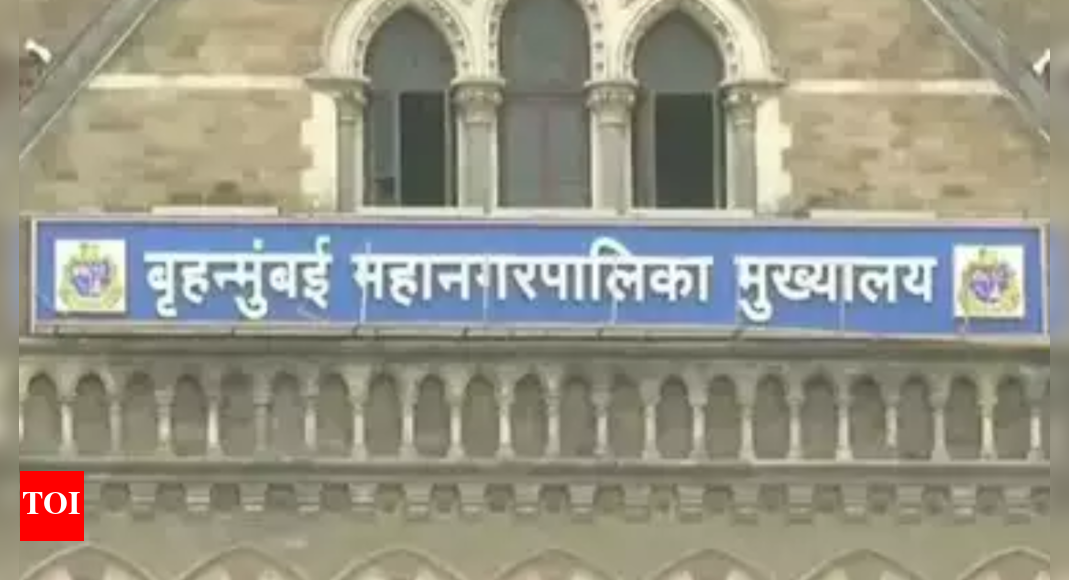 मुंबई समाचार लाइव अपडेट: चोरी के संदेह में शहर के व्यक्ति की पीट-पीटकर हत्या करने के आरोप में 5 गिरफ्तार – द टाइम्स ऑफ इंडिया मुंबई समाचार लाइव अपडेट: चोरी के संदेह में शहर के व्यक्ति की पीट-पीटकर हत्या करने के आरोप में 5 गिरफ्तार – द टाइम्स ऑफ इंडिया