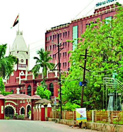 Check facts before issuing non-bailable warrants: HC