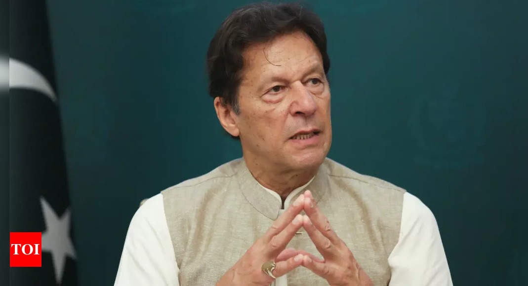 Imran Khan thanks Pakistan government for putting him on no-fly list – Times of India