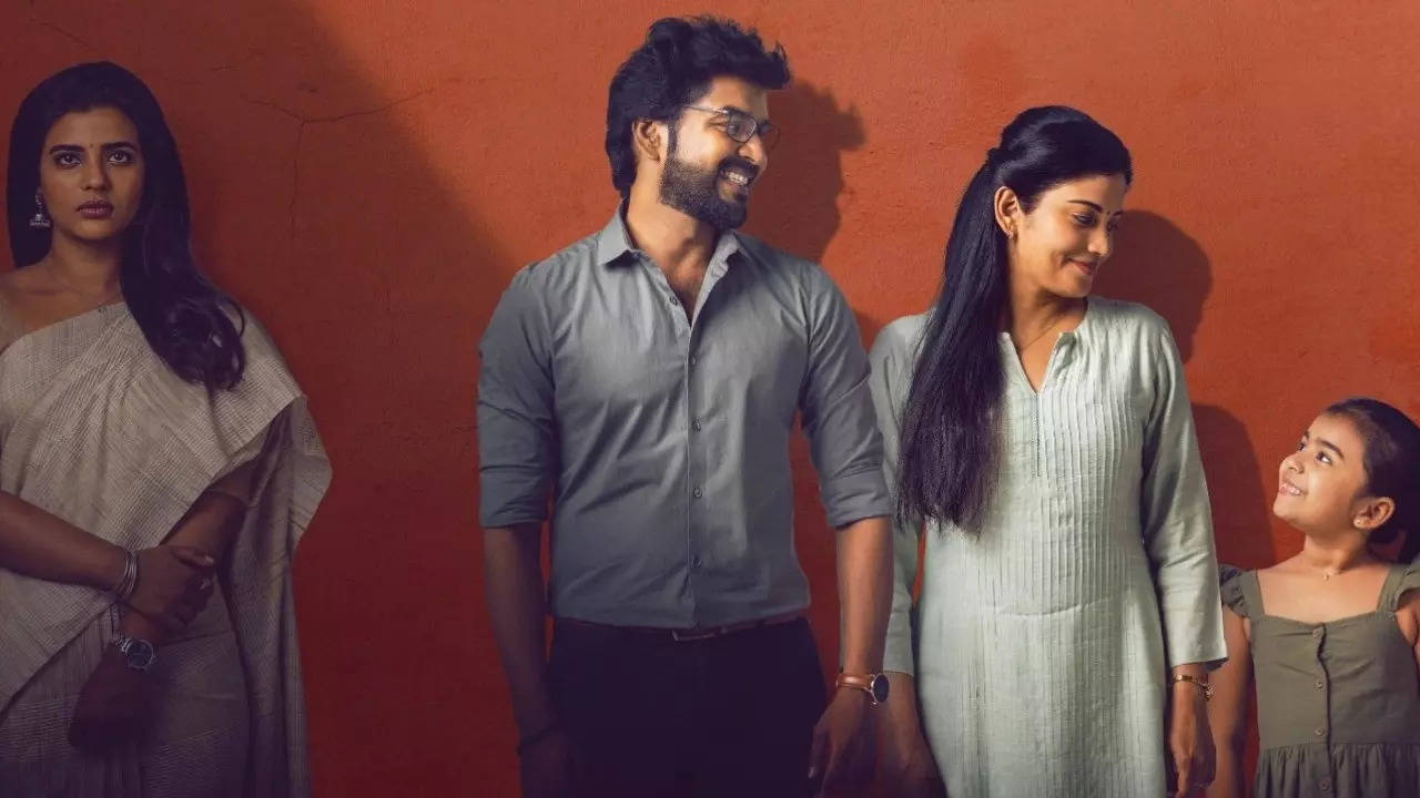 Theerakadhal's Twitter review: Fans claim the film to be a feel-good drama  from Jai, Aishwarya Rajesh, and Shivvada | Tamil Movie News - Times of India