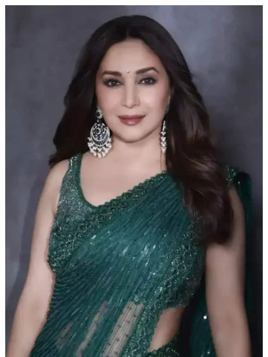 10 Gorgeous Saree Moments of Madhuri Dixit Nene | Times of India