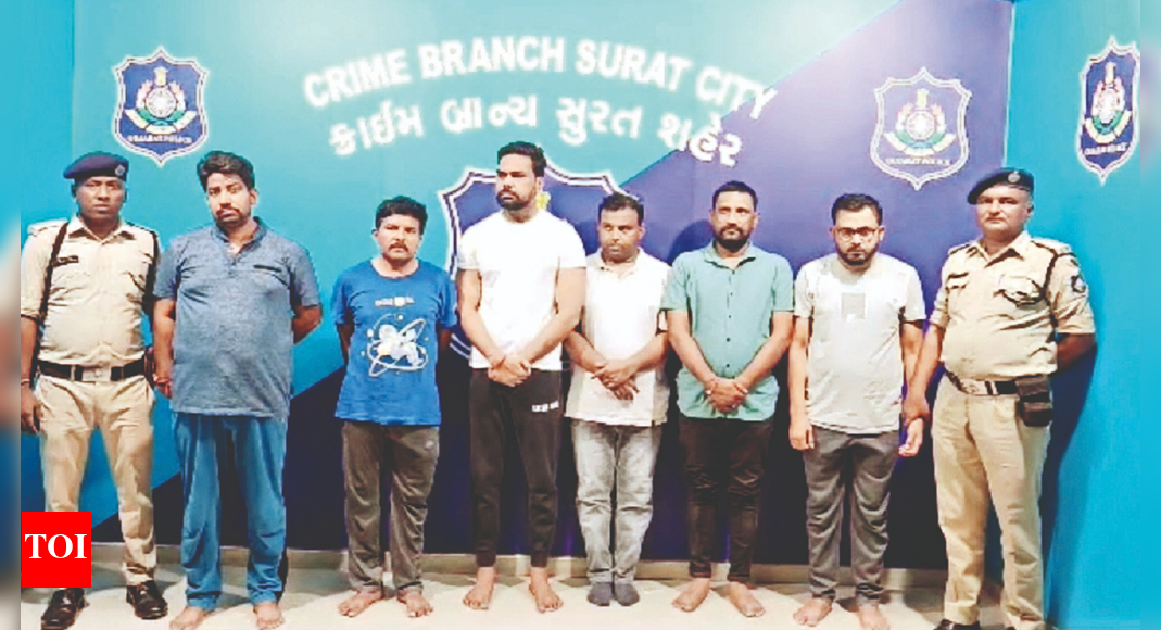300 सहायक उम्मीदवारों ने परीक्षा पास करने के लिए प्रत्येक को ₹10 लाख दिए | सूरत समाचार – टाइम्स ऑफ इंडिया 300 सहायक उम्मीदवारों ने परीक्षा पास करने के लिए प्रत्येक को ₹10 लाख दिए | सूरत समाचार – टाइम्स ऑफ इंडिया