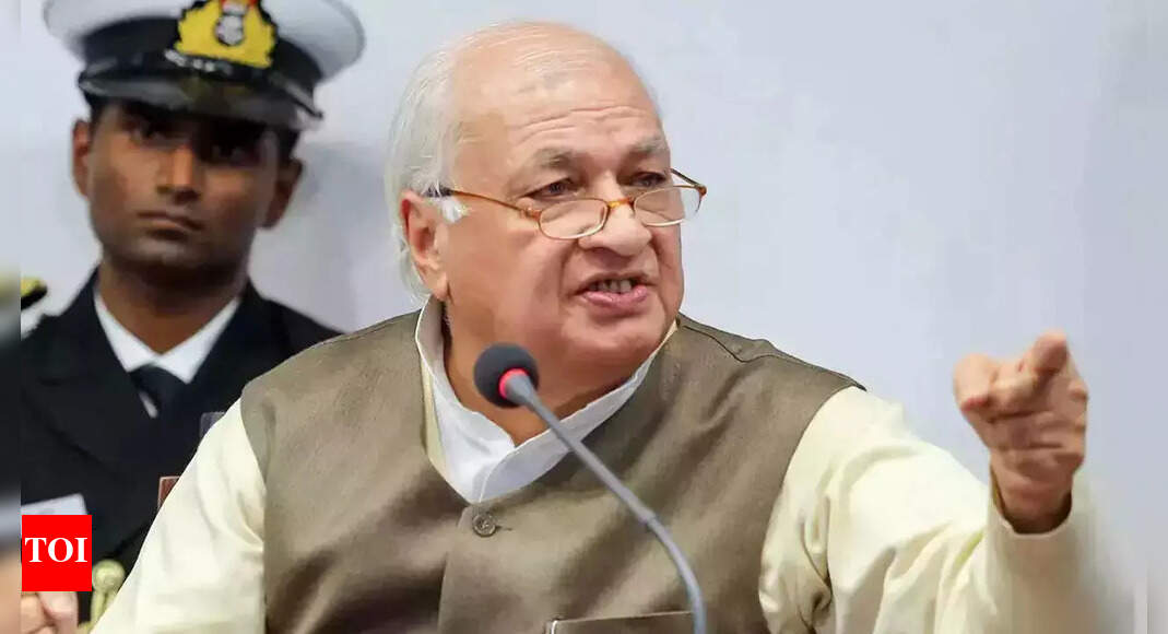 अंतरिम वीसी के लिए प्रोफेसरों की सूची दें : राज्यपाल | तिरुवनंतपुरम समाचार – टाइम्स ऑफ इंडिया अंतरिम वीसी के लिए प्रोफेसरों की सूची दें : राज्यपाल | तिरुवनंतपुरम समाचार – टाइम्स ऑफ इंडिया