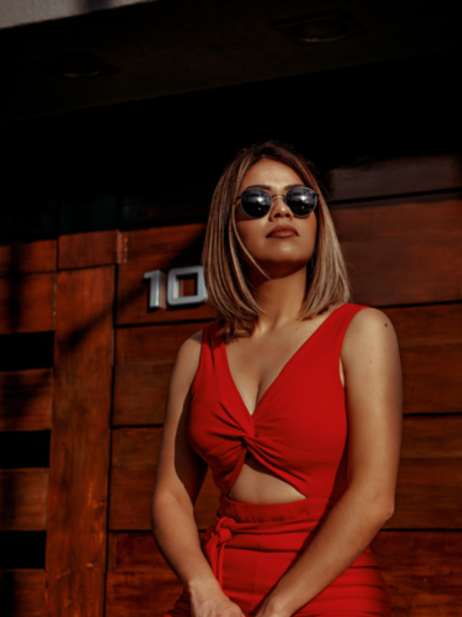 9-perfect-colour-combinations-to-pair-with-red-outfits-times-now