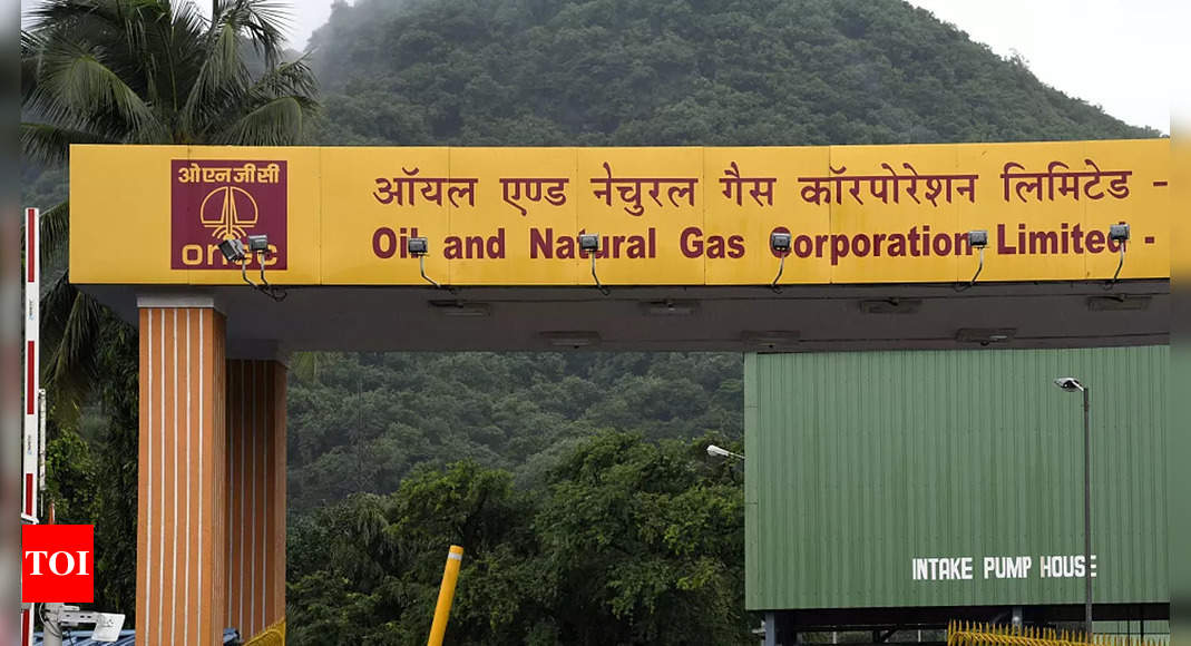 ONGC posts Rs 248 crore loss in Q4 on tax provisions - Times of India