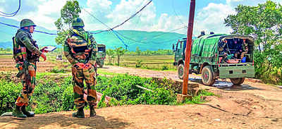 Army: Army Chief Visits Manipur, Soldiers Hunt For Insurgents | India ...