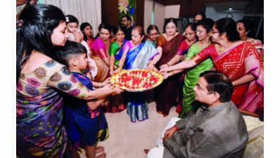 Gadkari’s b’day celebration fills up blood banks