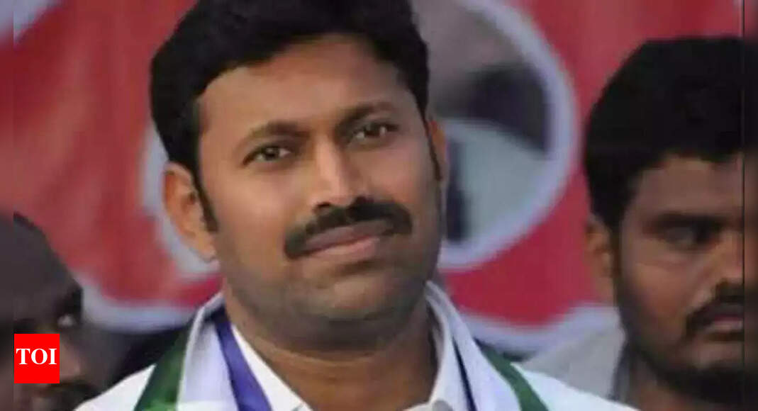 Telangana HC reserves order on Avinash bail plea | Vijayawada News ...