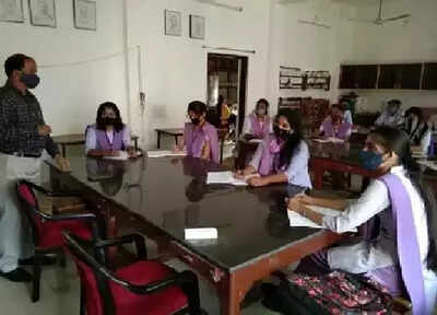 Odisha govt withholds salary of college principals, clerks for negligence in discharging duty