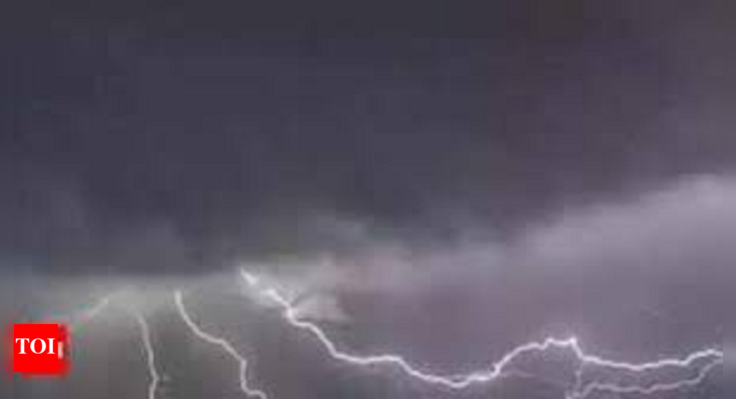 After Thunder Showers In Night, Humid Day Greets Residents In State