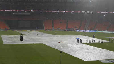 Ahmedabad weather: Rain delays toss in IPL final between Chennai Super Kings and Gujarat Titans
