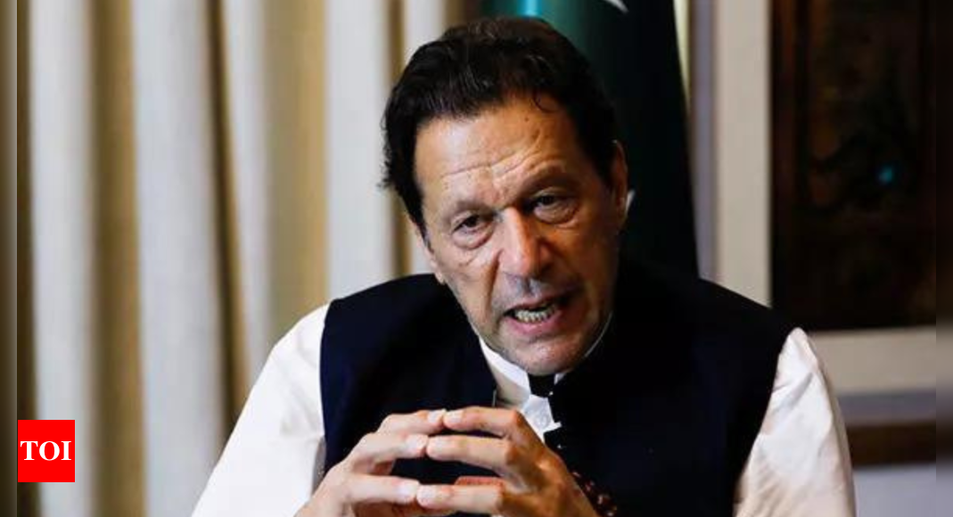 Four more Pakistan Tehreek-e-Insaf leaders leave Imran Khan’s party – Times of India