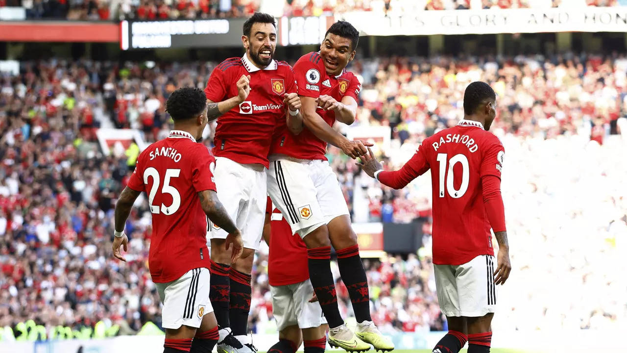 Bruno Fernandes nets Man Utd winner in comeback against Fulham to