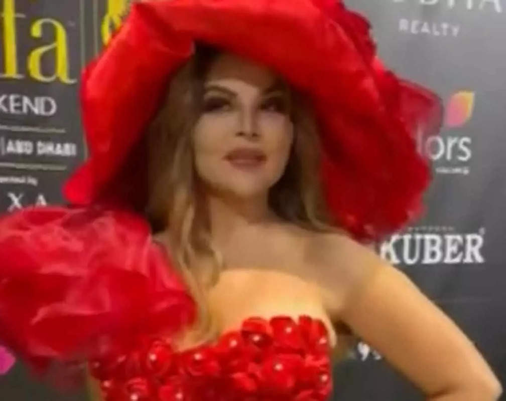 
Rakhi Sawant dolls up in red gown at an event
