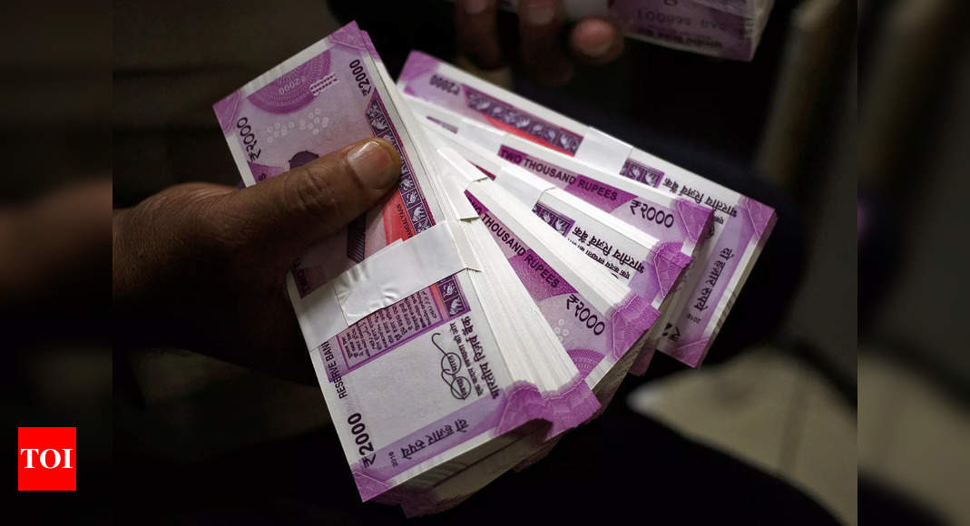 Rupee rises 6 paise to 82.54 against US dollar – Times of India