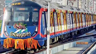 Mumbai Metro 2A & 7 commuters insured under accident policy