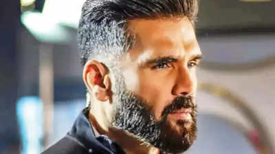 Suniel Shetty says a critic told him to go back home and sell 'idlis' after his debut film