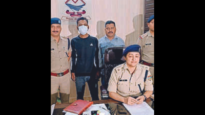 Former merchant navy officer arrested with hashish worth Rs 5 lakh in Dehradun