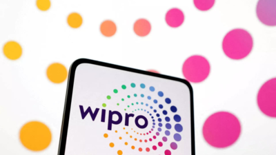 Two more top Wipro execs quit