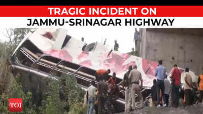 At least seven people killed in bus accident on Jammu-Srinagar Highway