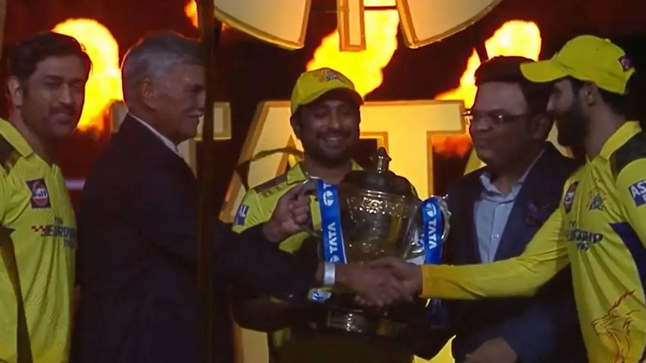 CSK vs GT IPL 2023 Final Highlights: CSK wins their fifth IPL title in last  ball thriller