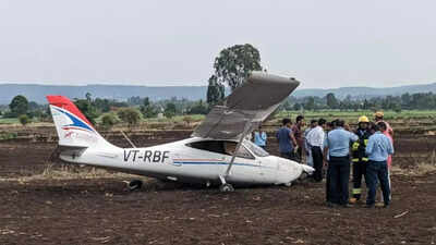 Trainee aircraft makes emergency crash landing in Karnataka's Belagavi |  Hubballi News - Times of India