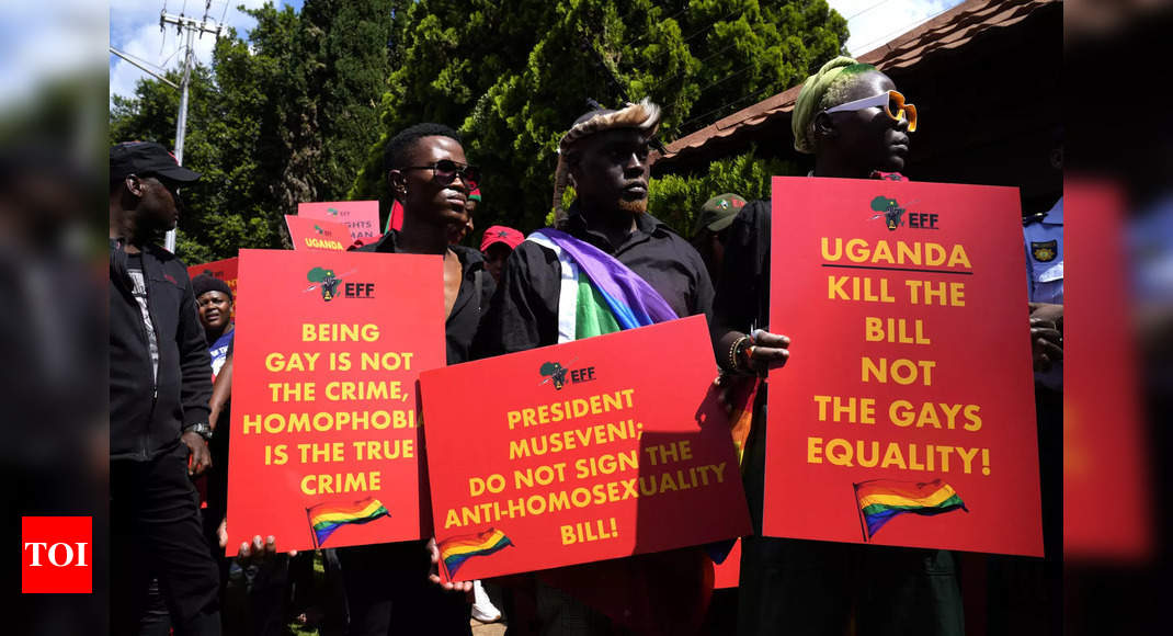 Blinken Says Us To Consider Visa Restrictions Over Ugandan Anti Lgbtq