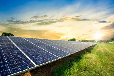 Govt mulls cutting solar panel import tax to make up domestic shortfall