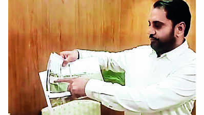 Vigilance grills Mohali mayor in land grab case