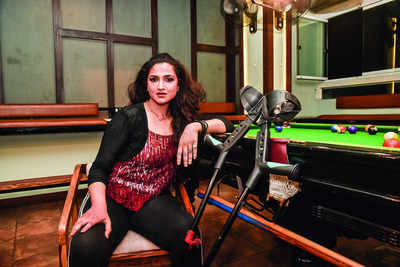 Crutches can’t stop Risheekaa Singh who embarks on directorial debut