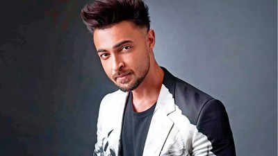 DNA Exclusive Havent eaten roti for 3 years Aayush Sharma on his  physical transformation for Antim