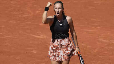 French Open: Kasatkina dazzles with trick shot in win over Vondrousova