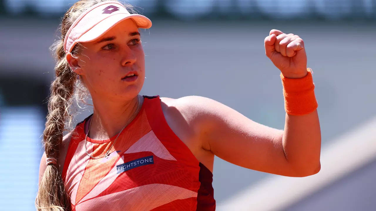 French Open Anna Blinkova overcomes Caroline Garcias resilience to reach third round Tennis News
