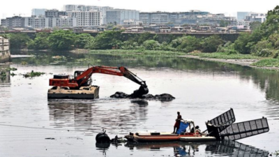 BMC to put up floodgates along Mithi at a cost of Rs 2,000 crore