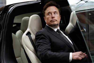 LVMH chair Bernard Arnault dethrones Elon Musk as world's richest man