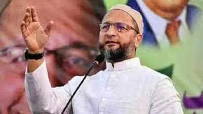 Asad ups the ante, says MIM will contest from seats of its choice