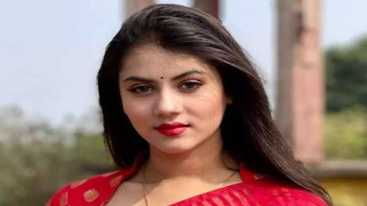 Rittika Sen to make her web debut soon - Times of India