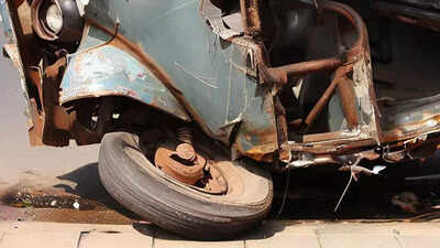 3 of family killed, 4 injured after autorickshaw falls into under-construction nullah in Thane's Bhiwandi