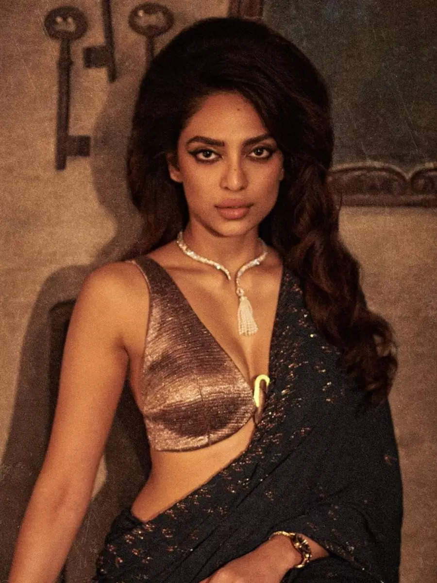 Sobhita dhulipala nails the vintage game times of india