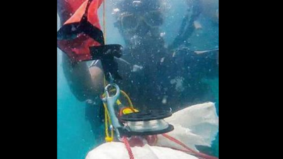 Smugglers send coast guard, DRI on undersea gold hunt