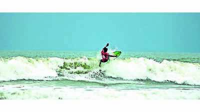 Kishore Kumar shines on Day 1 of Indian Open of Surfing
