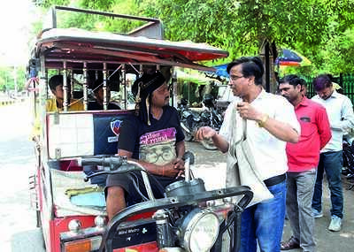 E-rickshaw drivers to be ‘Swacchata Doots’